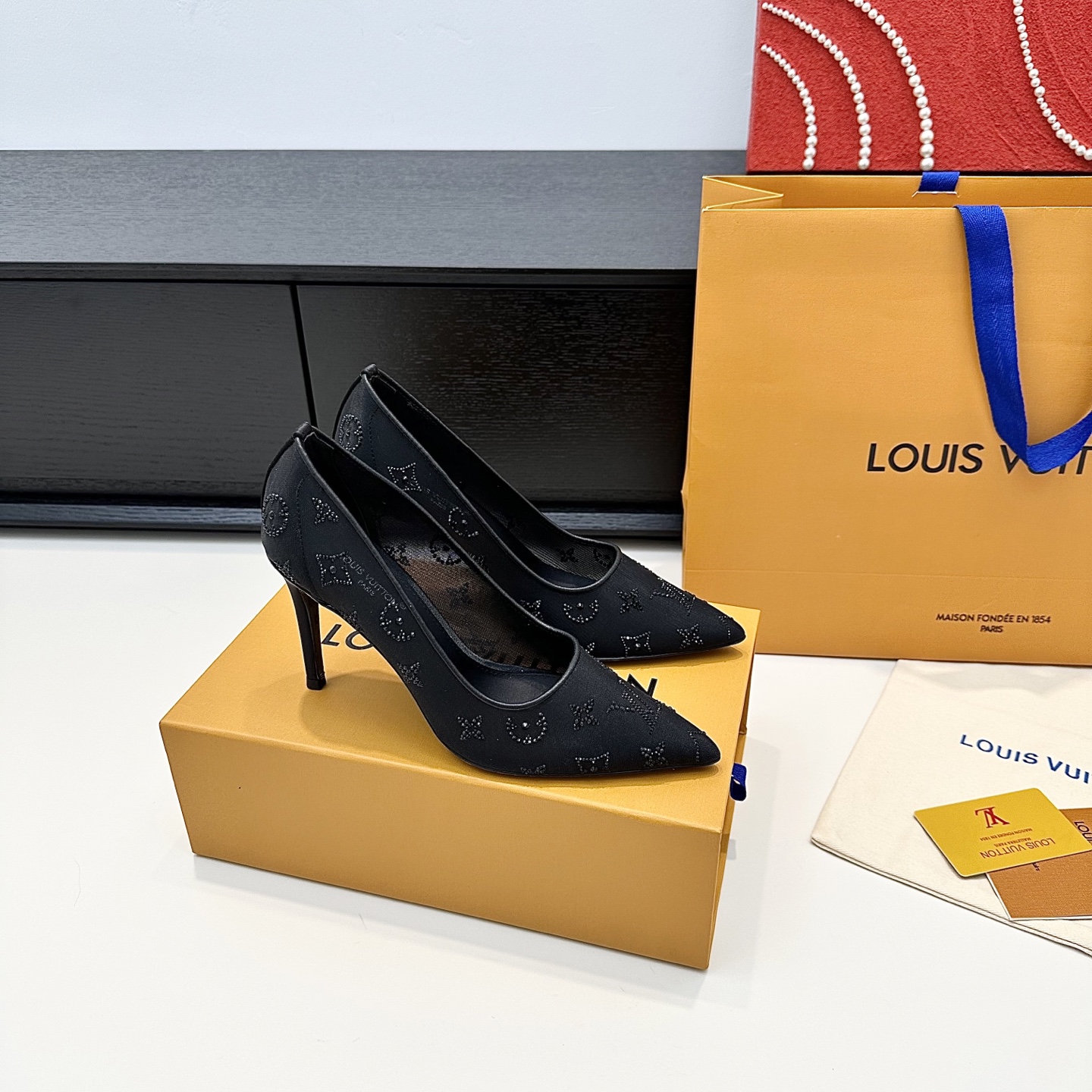 Women's high heels